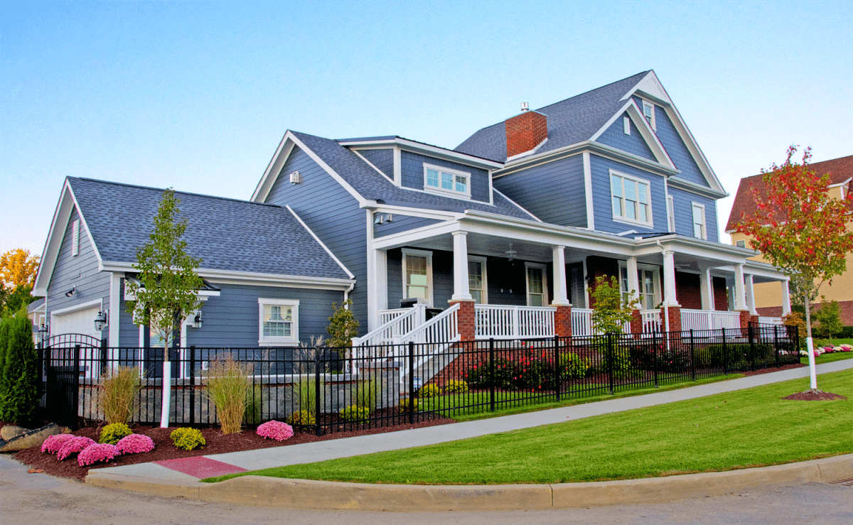 Siding contractors in Vancouver - working with siding planks, panels, shingles Siding contractors in Vancouver - working with siding planks, panels, shingles