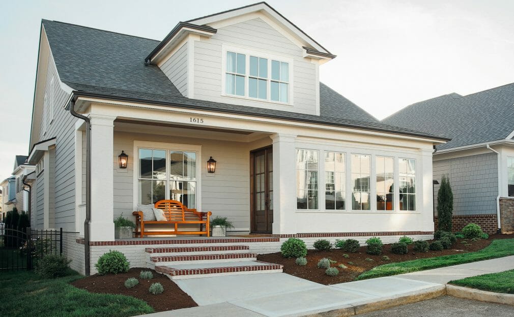 James Hardie Plank Siding CM Colourplus Statement collection in Pearl Gray Exterior home siding (James Hardie, Cedar, Vinyl sidings ) - installation and repair in San Antonio, TX