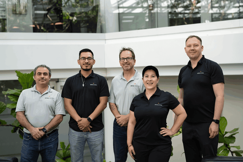Ideal Siding Woodlands Team