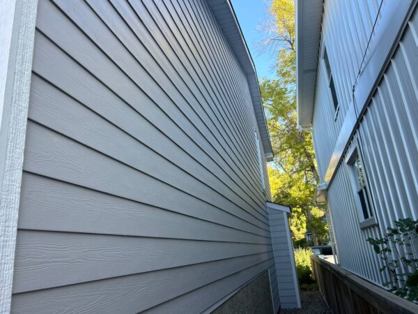 Residential home siding improvement project in Calgary