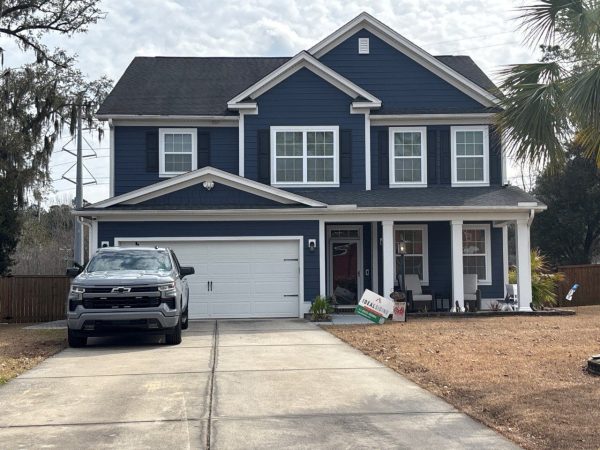 Residential home siding improvement project