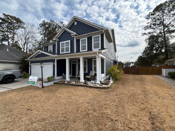 Residential home siding improvement project