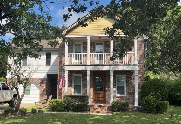Completed James Hardie siding project in Charleston