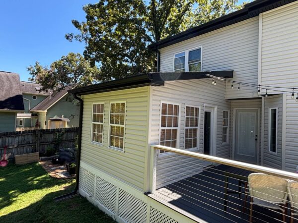 Full House Siding Replacement with Dutch Lap (D5”) Vinyl in “Bone”