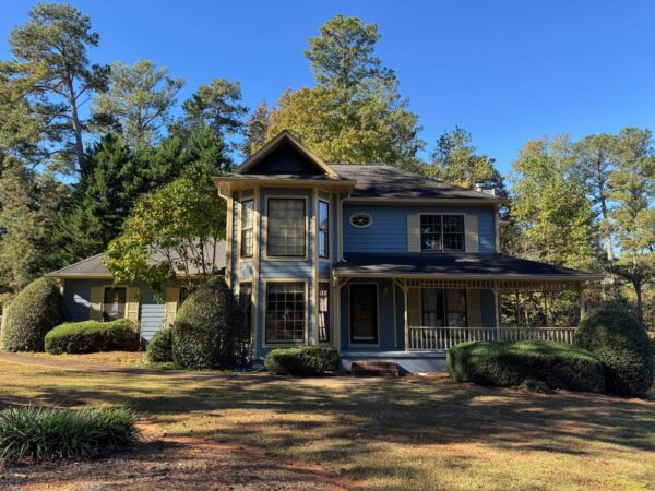 REPLACED MASONITE SIDING WITH JAMES HARDIE 8.25