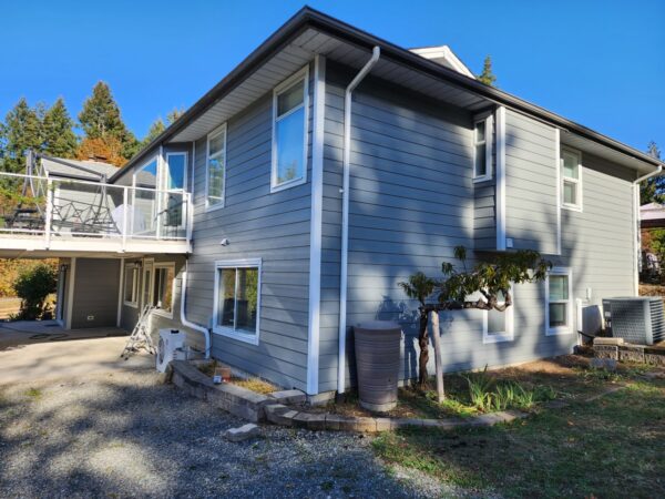James Hardie James Hardie Gray Slate Plank and Iron Gray Shake Siding Renovation