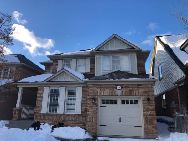 JH Panels Cedarmill Monterey Taupe with White Trims (3-1/2”) and Battens