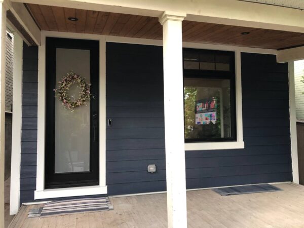 James Hardie Planks 7” and Straight Edge Shingles (Deep Ocean) Siding Renovation