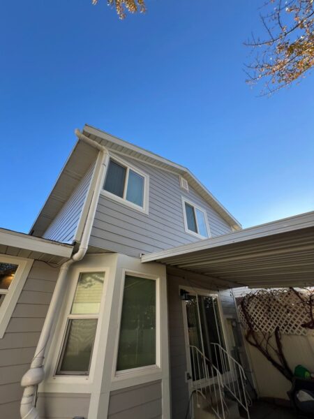 James Hardie Cedarmill Lap Siding in Pearl Gray with Arctic White trims and corners