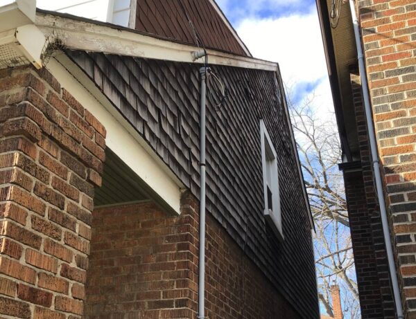 Completed residential siding replacement in Toronto