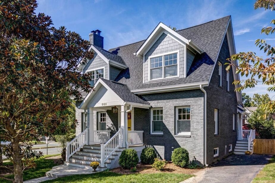 Siding installation and repair - best company and contractors in Boston